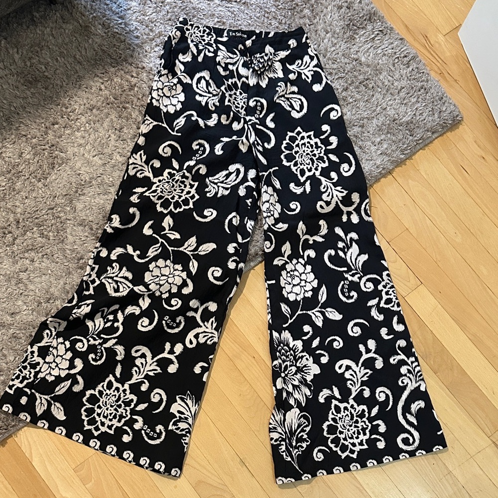 En Saison Black and White Wide Leg Pants